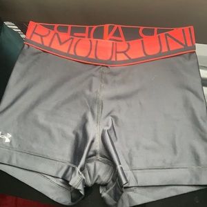 Grey Under Armour Compression Shorts Sz XS